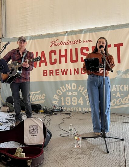 Performer Lineup 2026: Moonlight Drive Duo.